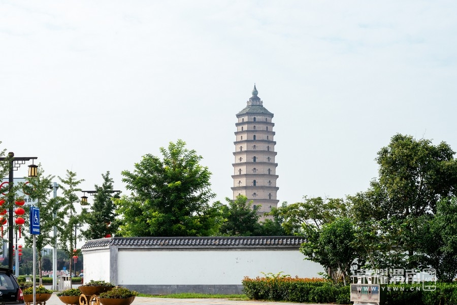 _K1W0373.jpg