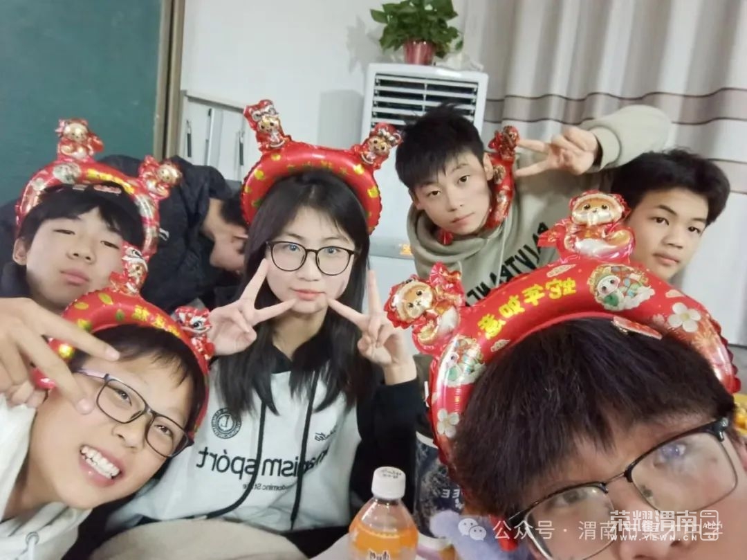 101957ubdq3v0ufd1qq0d3.jpeg