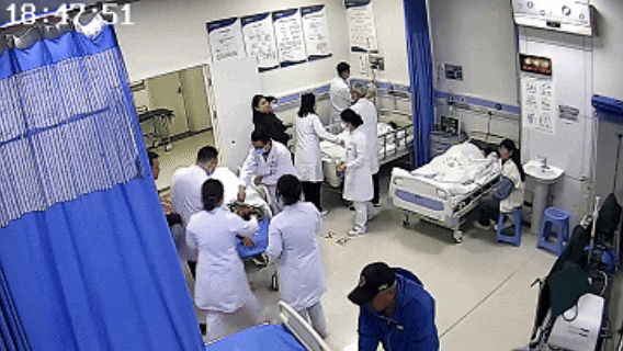 105850cu7xljkx3zlf3i77.gif