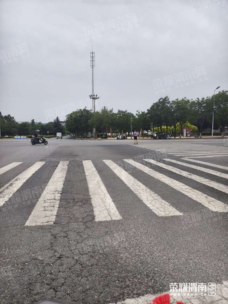 170813sjlom7a7ofaxpwy7.jpg