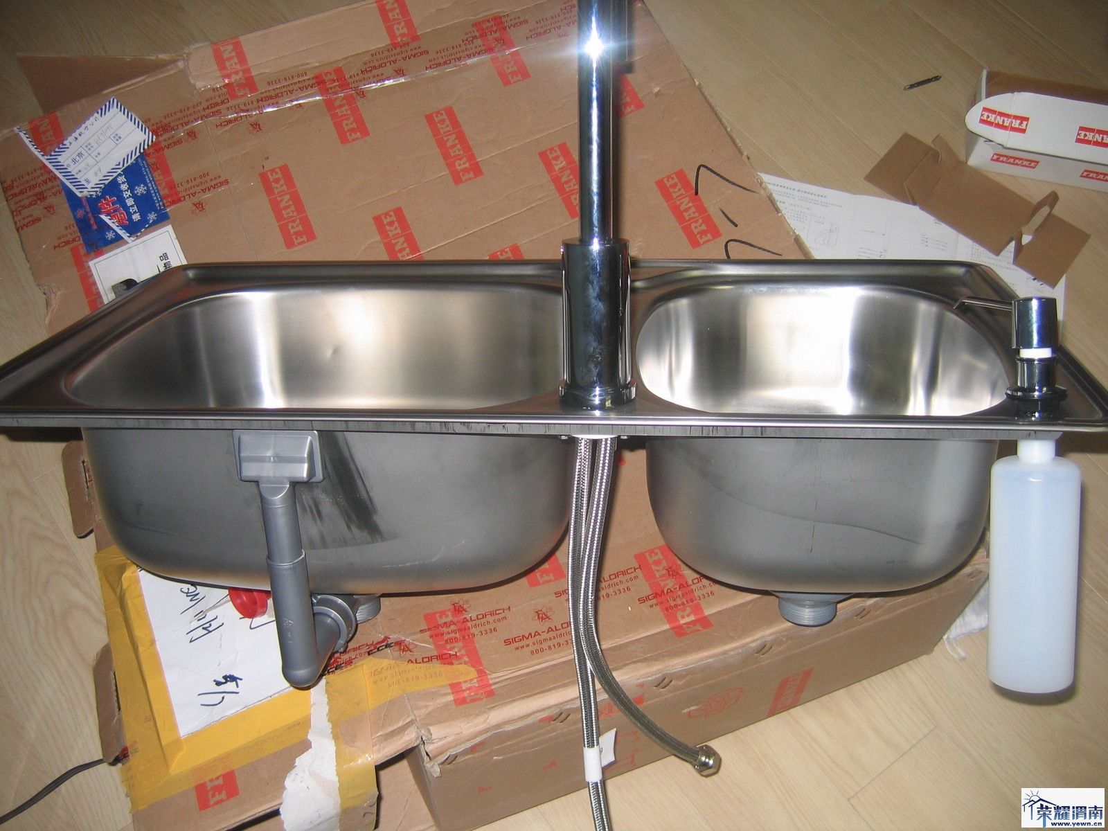 100116 ˮ����Һ����װ003.jpg