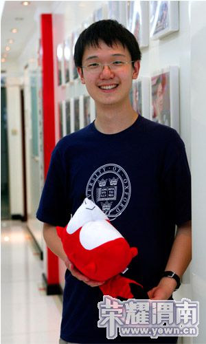 中国教育的幽默--北京高考理科状元李泰伯被1