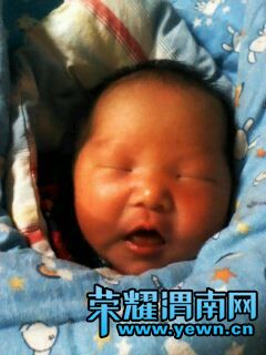 �h�h����