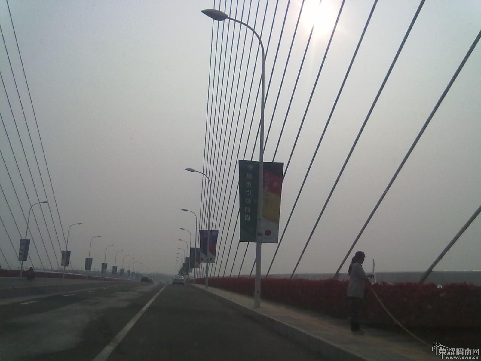 20111008383.jpg
