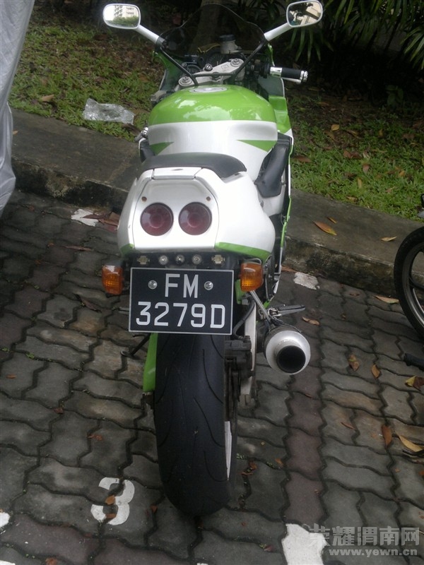 psbCA4L39B8.jpg