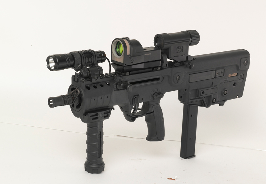 X-95����������ǹ���ھ��ĳ��ǹ�ͺţ��ֱ�Ϊ9mm Para��.40 S&W.jpg