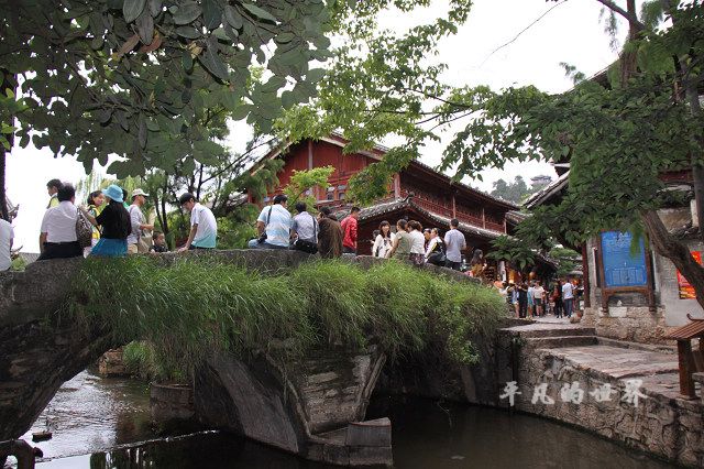 ����С��