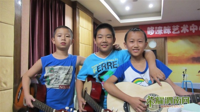 ����С���