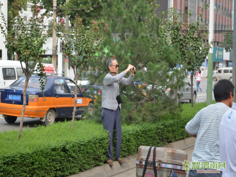 ����������