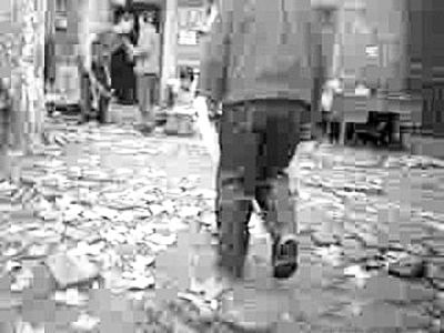 ������12��Ů��͵800ԪǮ���䵱������(ͼ)