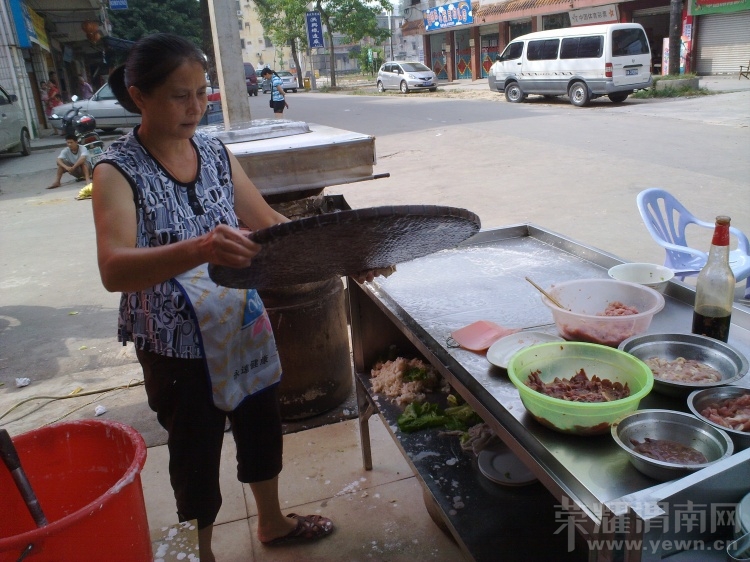 �ٽֳ���С̯