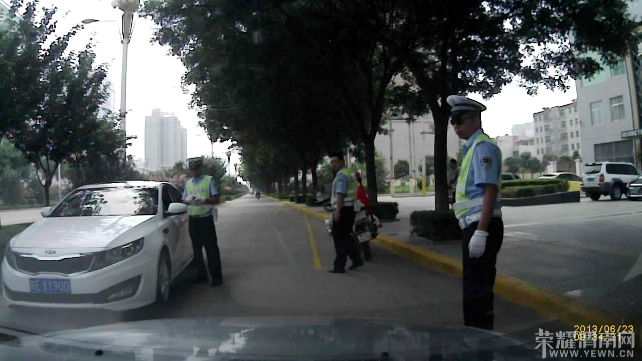 PICT0325[00_01_40][20130623-111456-4].JPG
