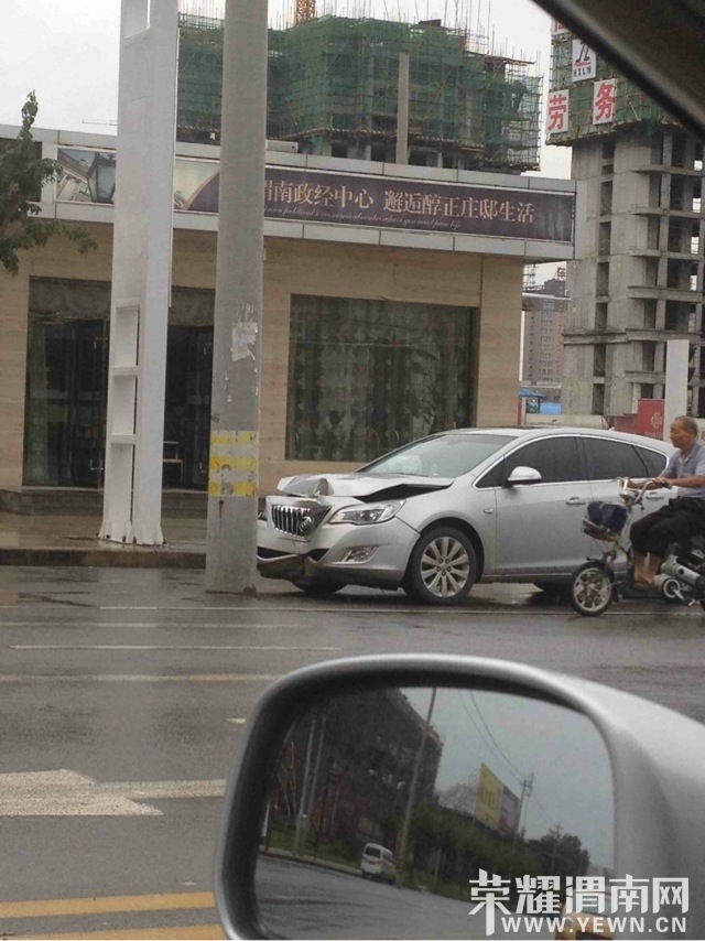 999708.jpg