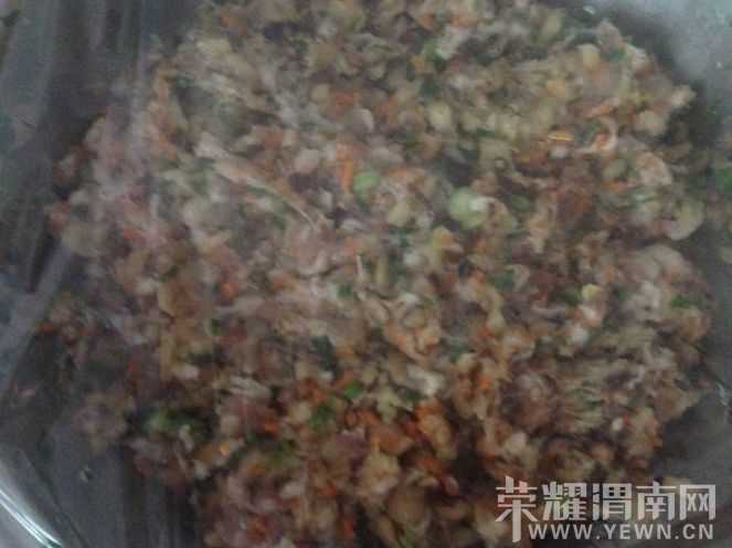 ����Բ��