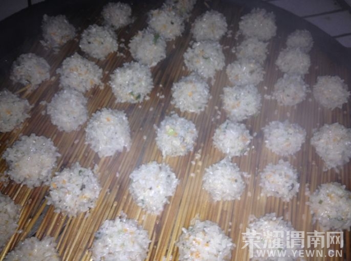 ����Բ��