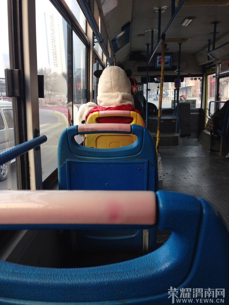 2·�����ϵ���èMM