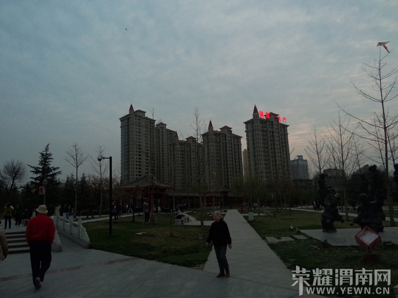 QQͼƬ20140323204528_����.jpg