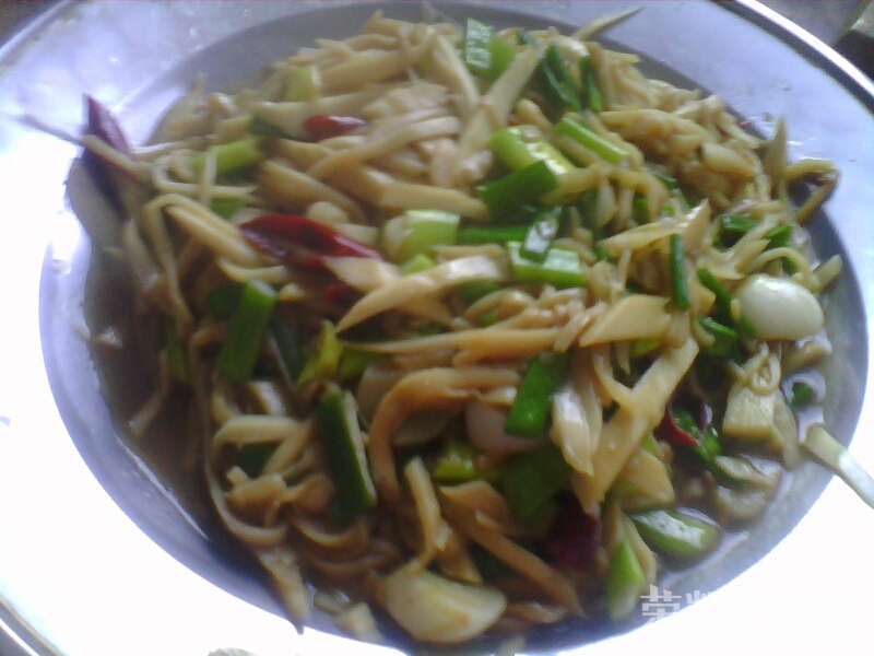 181629a3niido737tdawri.jpg