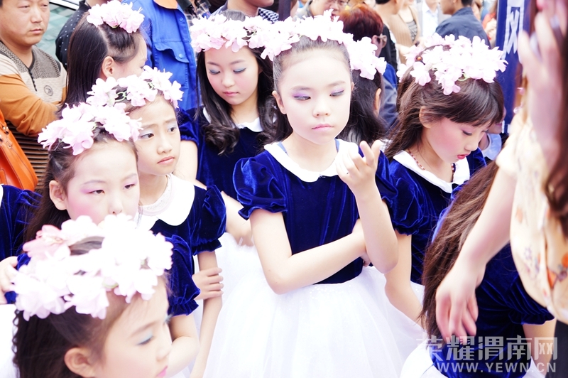 ��ҫμ���������Ĺ㳡�