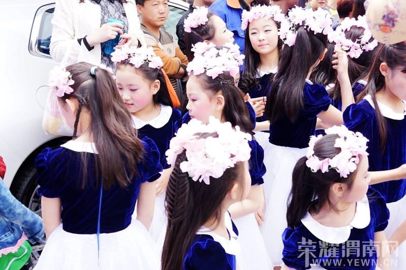 ��ҫμ���������Ĺ㳡�