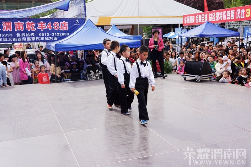 ��ҫμ���������Ĺ㳡�ͼ��ȫ��¼