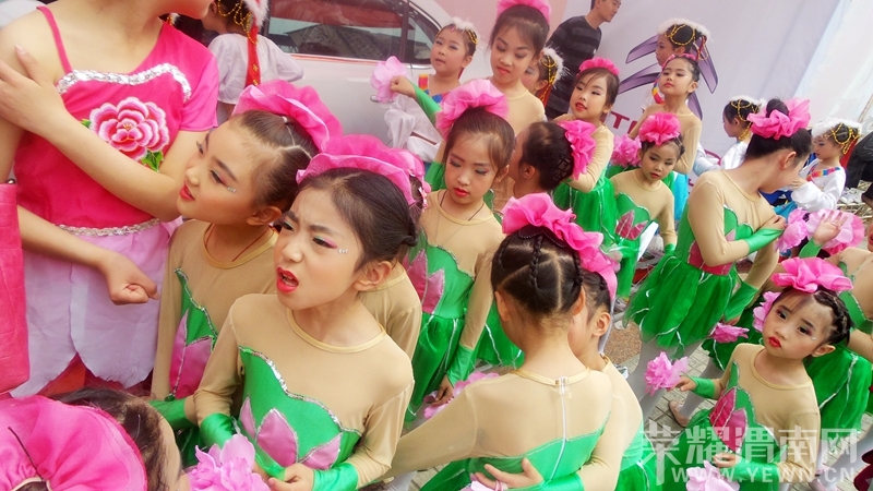 ��ҫμ���������Ĺ㳡�ͼ��ȫ��¼