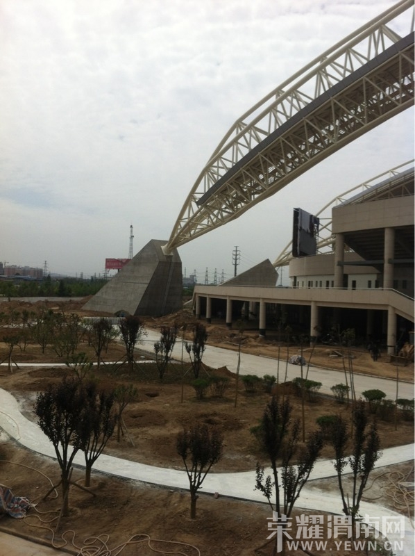 140942ks0tmml3fliki004.jpg