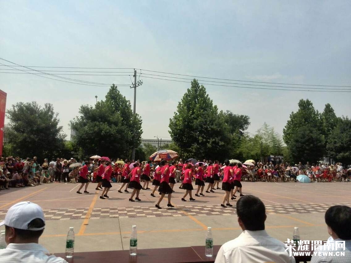 125751r1p4848gllr183yy.jpg