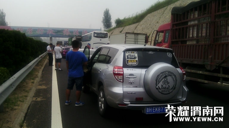 182442dlrm1lr1rr64kmk9.jpg