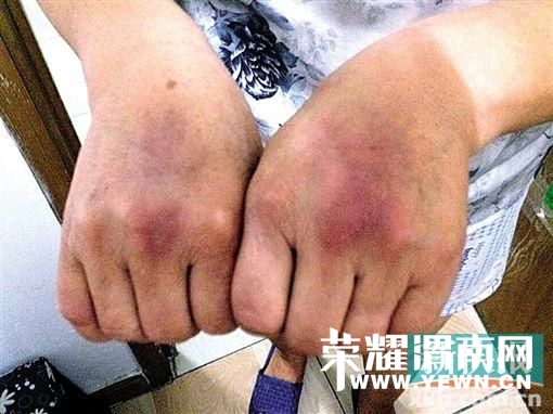 ���ڲ����ô���������,Ф���ŵ��ֶ������ˡ�