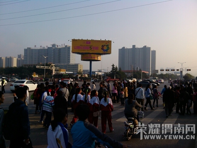 174012d5002g0v4fb0v2xf.jpg