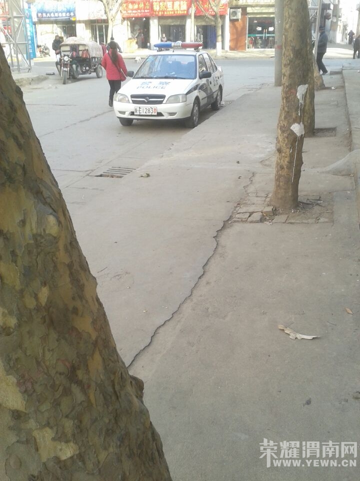 2014��12��13������9��20�����ֻ���Ժ������ͣ��һ�����ƺ�Ϊ��E1218����������Ϊ��ִ�й���˭֪���ֻ��� ...