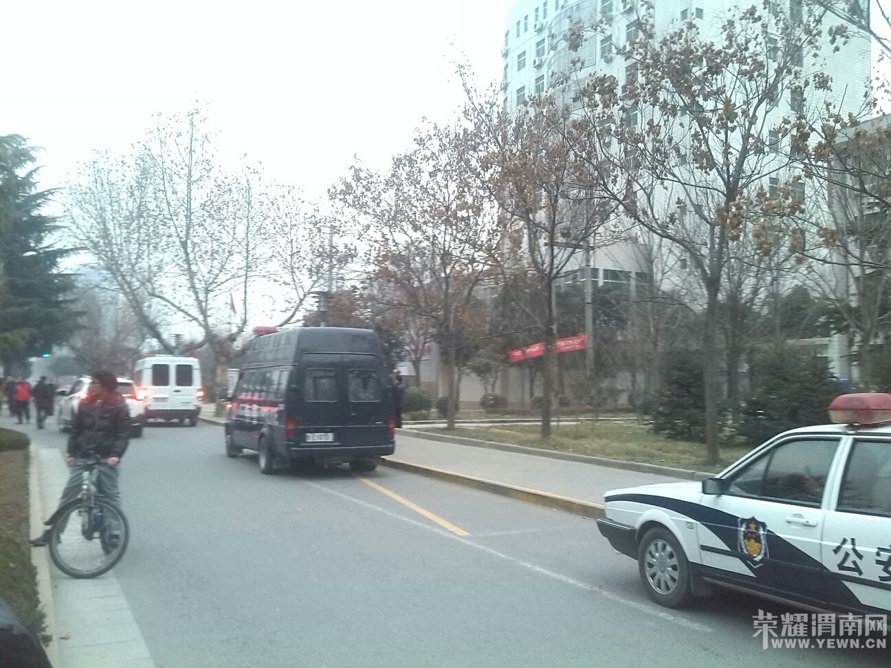 165704km9q3r0sgs6jcv6p.jpg
