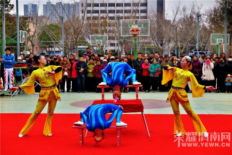 ����ʮ����Ԫ�����䡰�Ŵ��Ļ������ᡱ