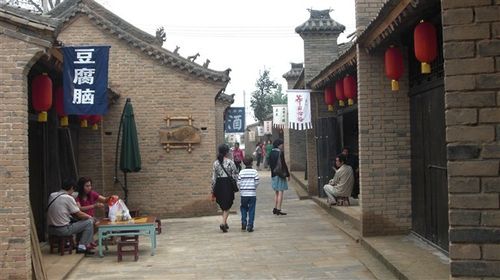 4D162536116.jpg