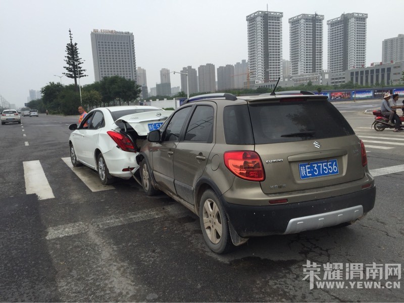 135751icza8wfw1188ome9.jpg
