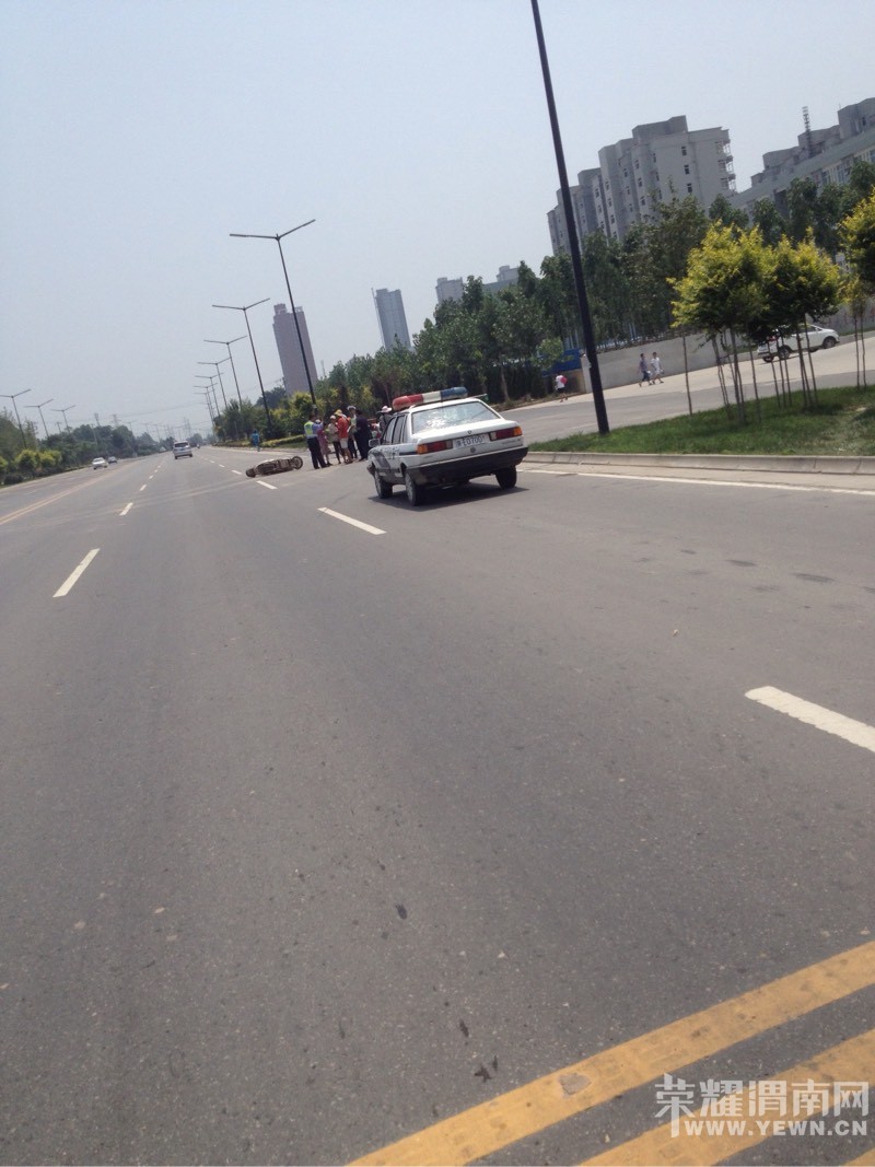 130704xfootldud7y2jetf.jpg