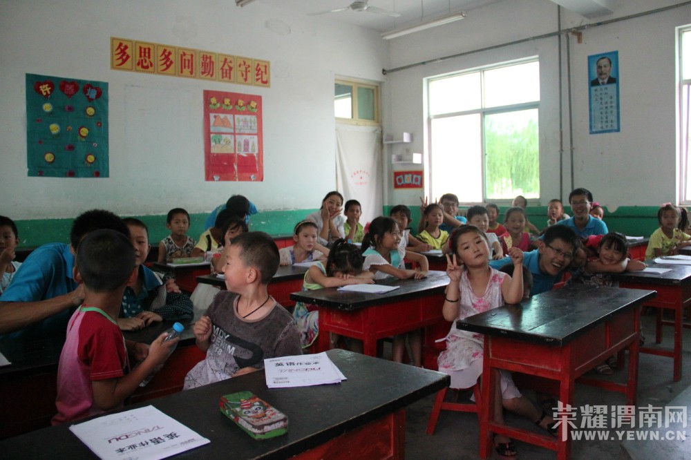 ��֥����ʦ��ʵ����Ա��С�����Ǻ�Ӱ����