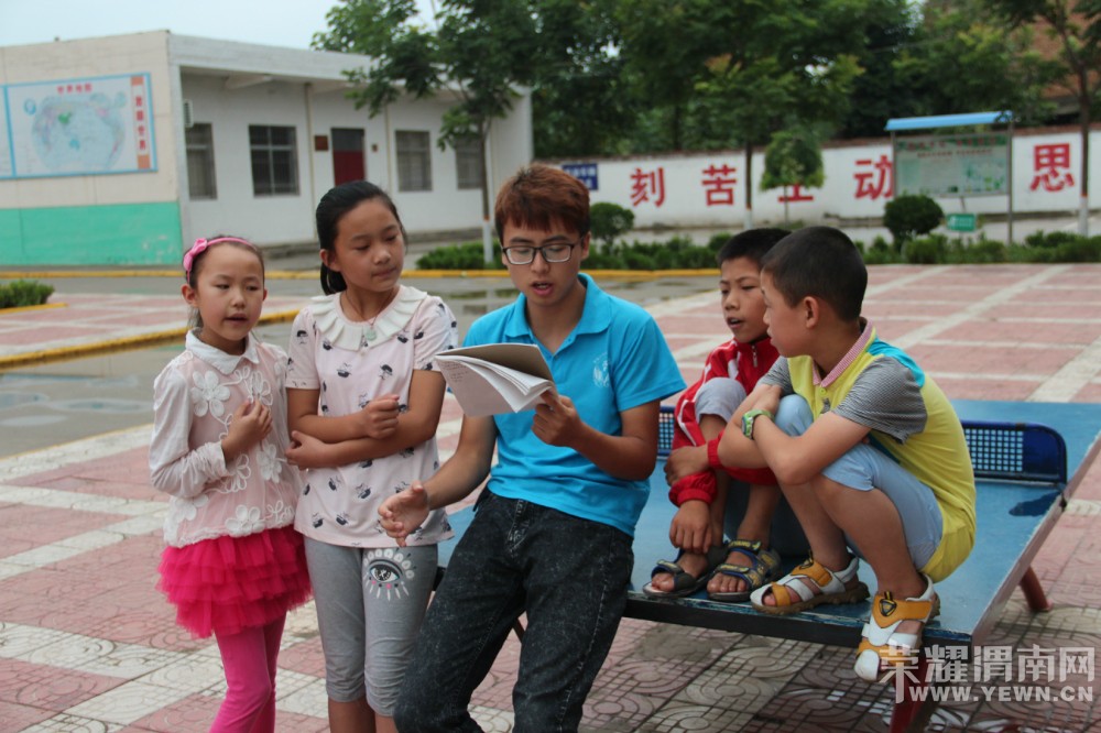 ʵ����Ա��С������һ�����