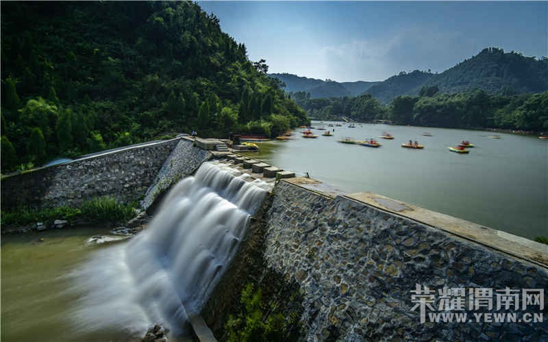 ԥ����Ͽ��ѧ���ػ�Ư���ڣ�������Ʊ10��ȫ�⣡