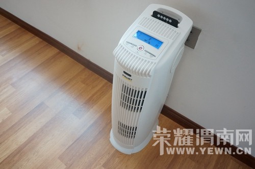 ��������Ь�赸ѧУ��μ���ˣ�С�����ȥ̽��~