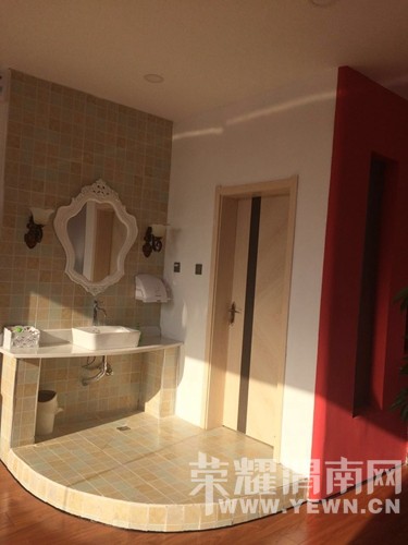 ��������Ь�ٶ��������������μ���ˣ�С�����ȥ̽��~