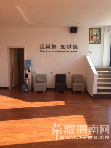 ��������Ь�ٶ��������������μ���ˣ�С�����ȥ̽��~