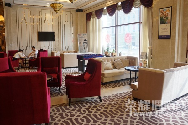 �����ܰ�С�ࡷμ�����̼�֮���˳�¥��ȫ���ԣ�����Χ��~