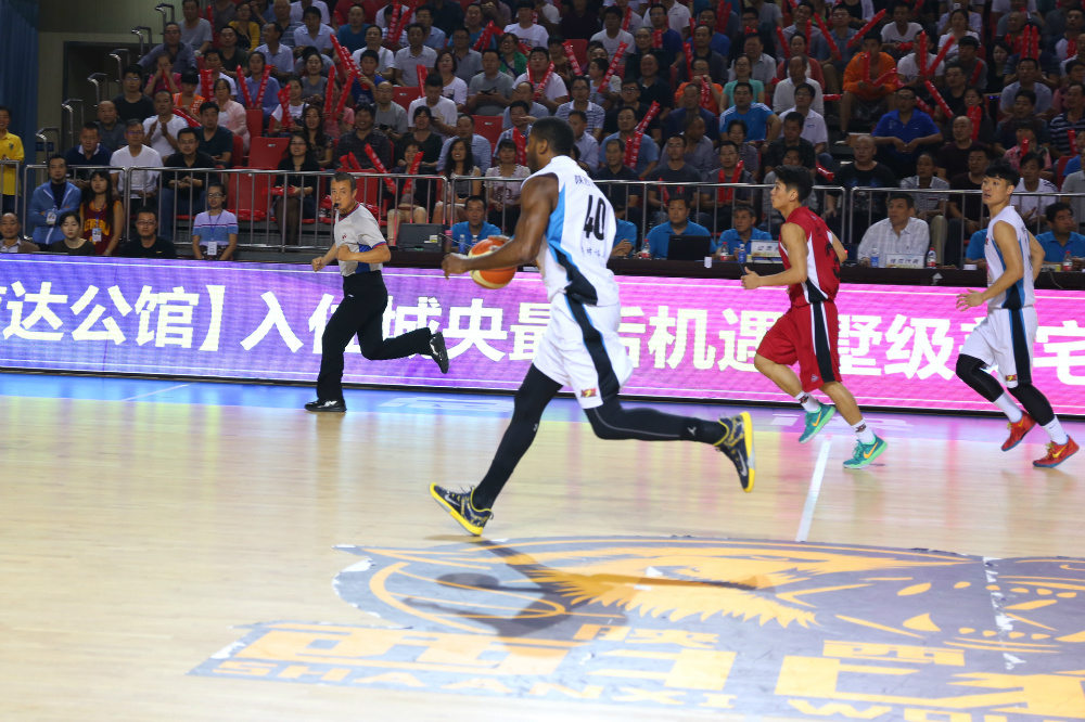 �ھ��������ˣ�NBL�׳��ܾ����Ŵ����������������°��գ�