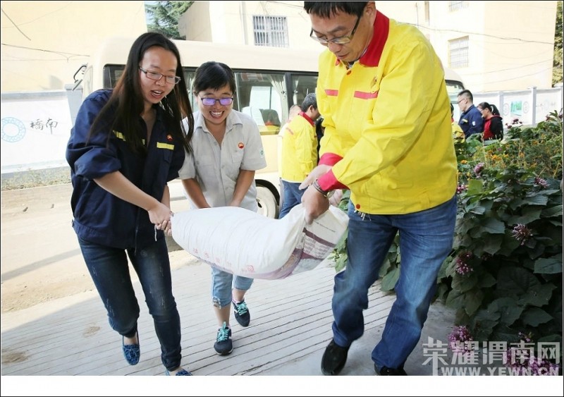 μ��־Ը�߷���Ӳμ���ʯ��־Ը�߷���Ϊ���ض�ͯ����ů