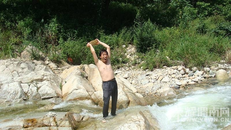 ����������