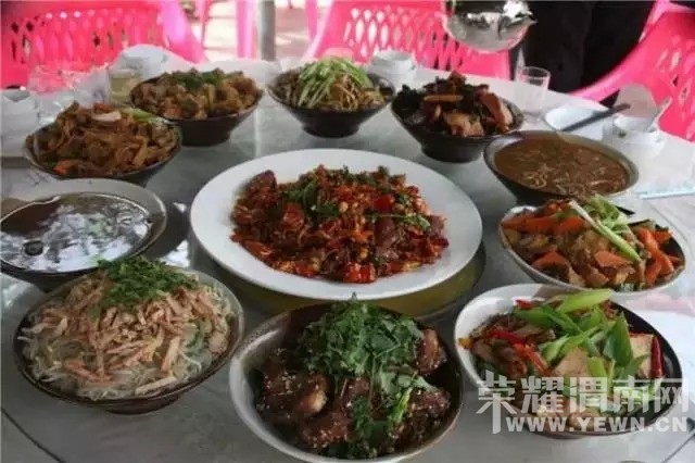 μ�ϡ�����ͬ�л��⡿10��17�պ����Ͼ�ɽ������Ҷ�Żݻ������