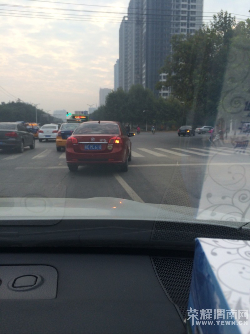 083153q63fb26zbhhsnfxn.jpg