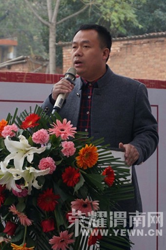 ������ֻ��һ�����������ռ�԰��ҫ����